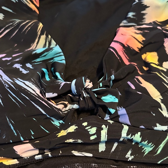 NWT swim skirt and top - Picture 3 of 5